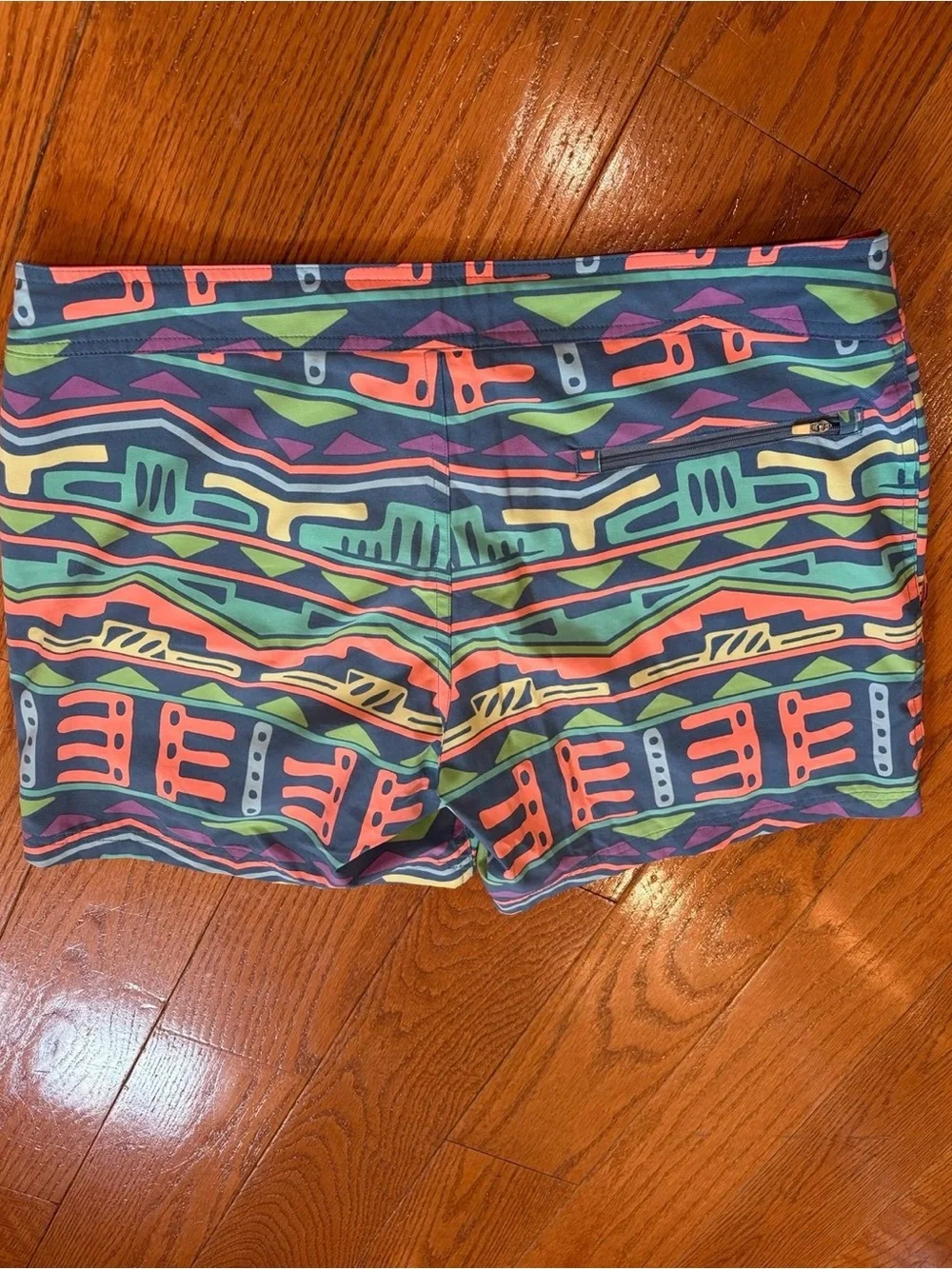 Chubbies Retro Tribal Geometric Swim Trunks Board Shorts Men’s Size Large